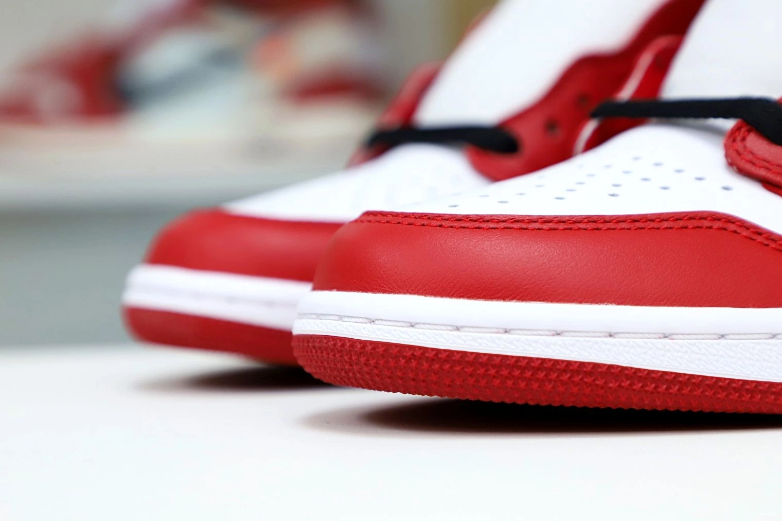 JORDAN HIGH 'CHICAGO' 2015 1 RETRO OG AIR 0902